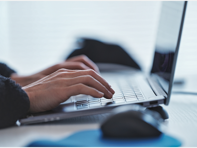 宛先リスト入稿手順 STEP3